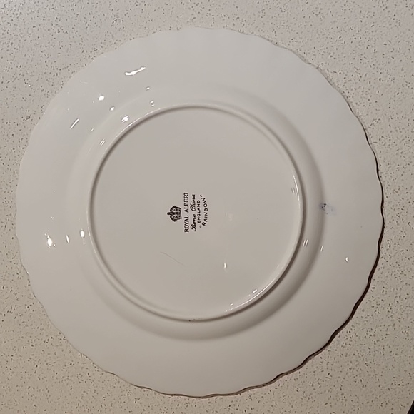 Vintage Royal Albert "Rainbow" blue bread and butter plates (set of 4) - Picture 9 of 12